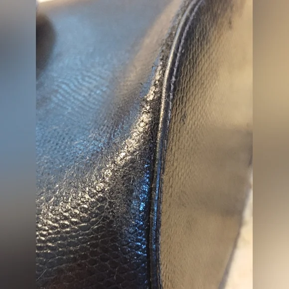 Rodo Black Italian Leather Gold Chain Crossbody Handbag - Picture 13 of 13